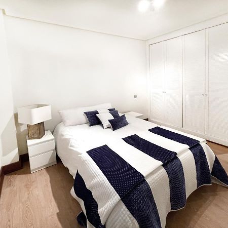 Luxury San Prudencio Vitoria Lägenhet Exteriör bild