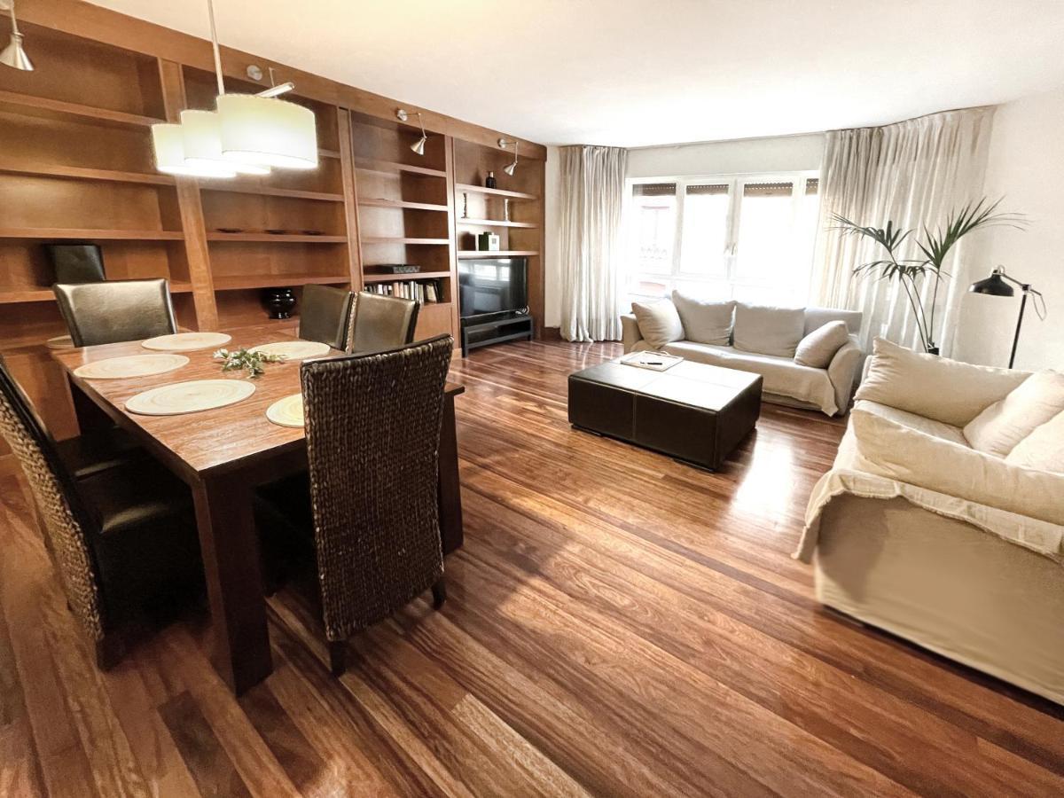 Luxury San Prudencio Vitoria Lägenhet Exteriör bild